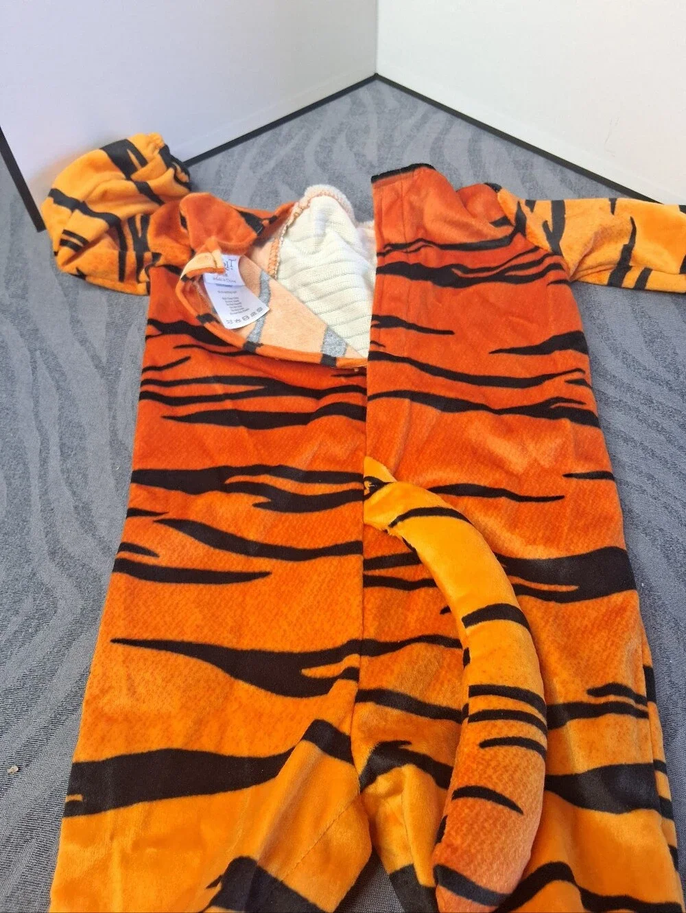 Spirit Infant Tiger Plush Jumpsuit Costume - Orange, Black & Cream - Picture 10 of 15